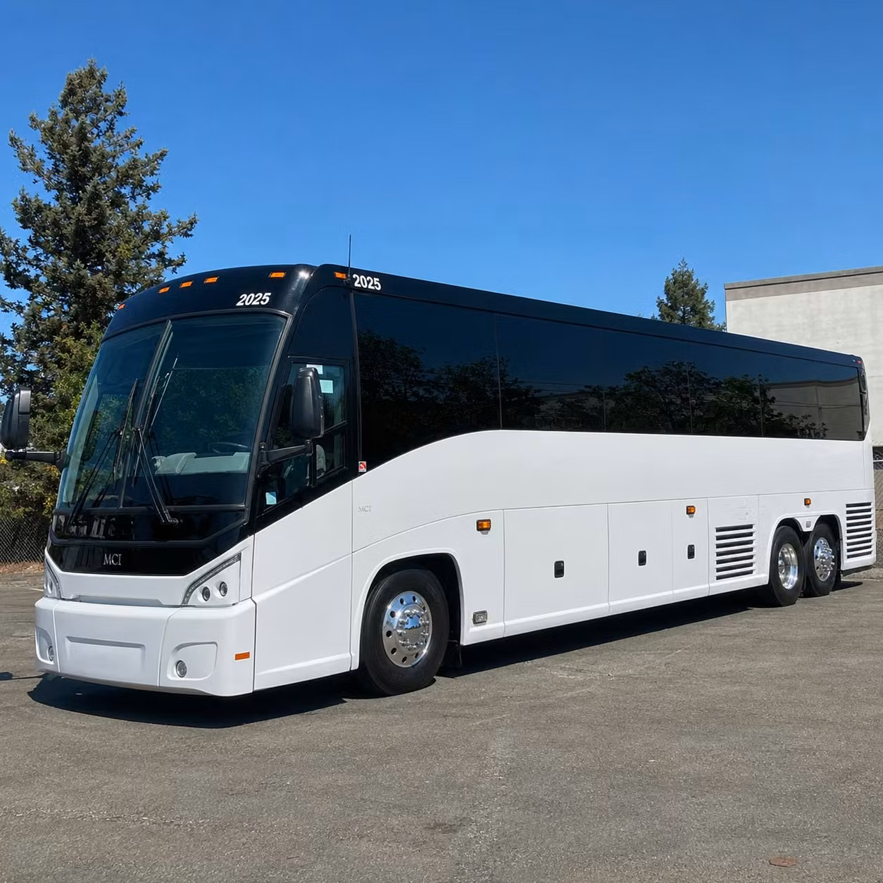 concert buses to nashville s biggest venues departing right from murfreesboro