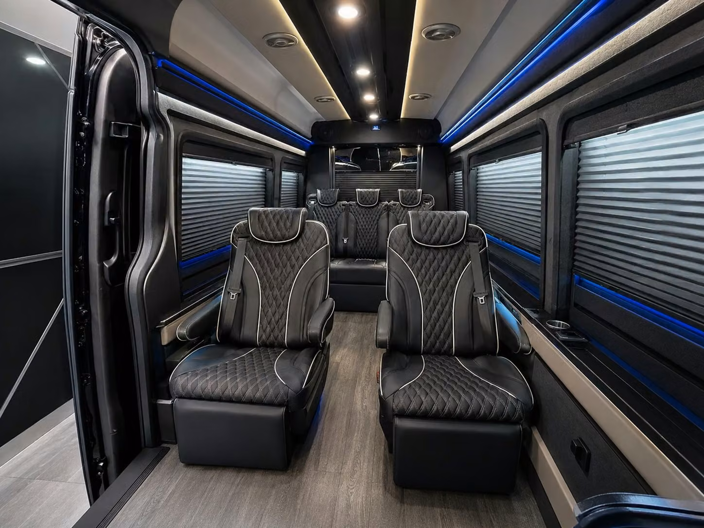 let coachbusmurfreesboro com handle multi stop airport runs across murfreesboro