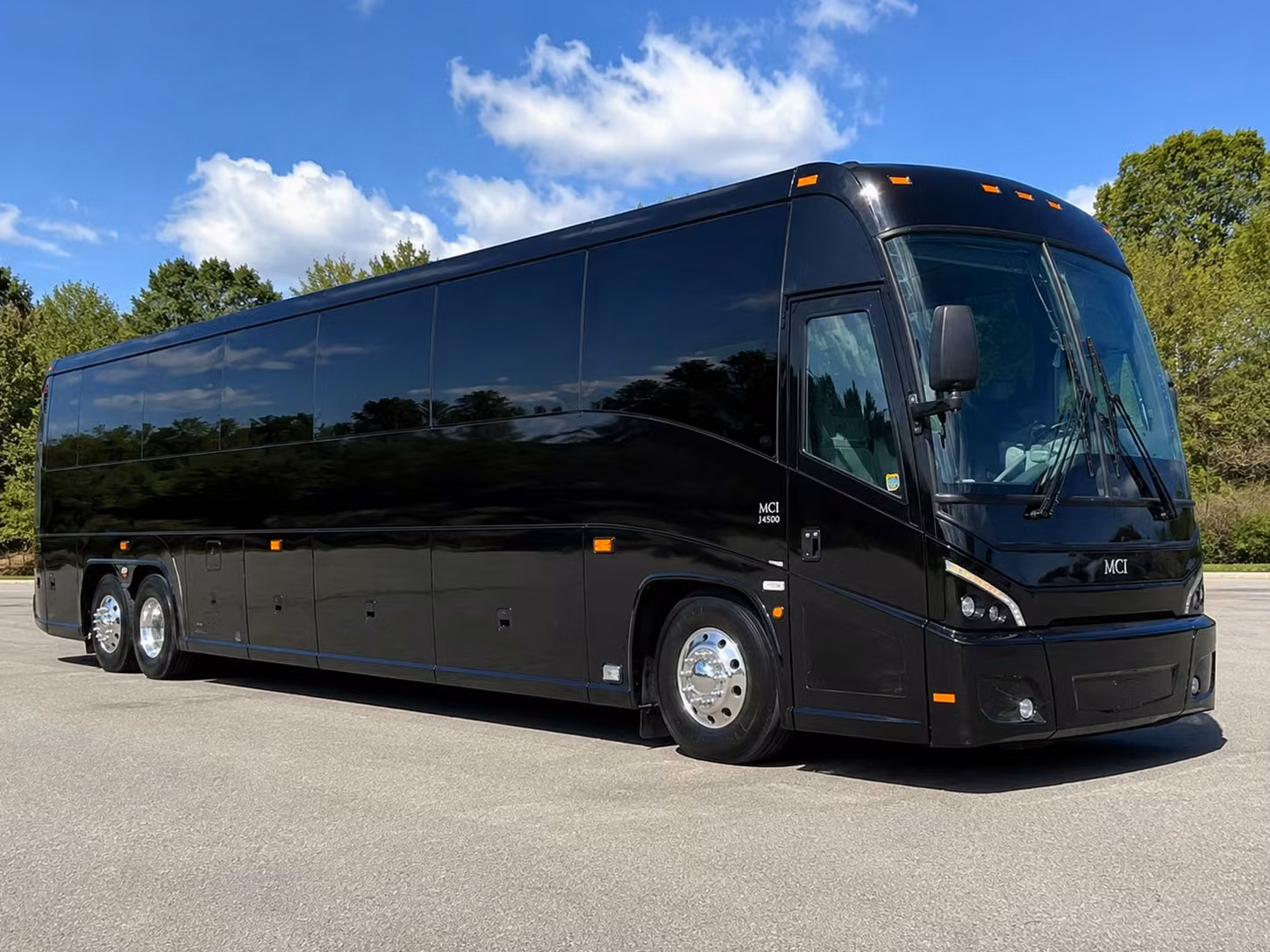 murfreesboro charter bus rental fleet