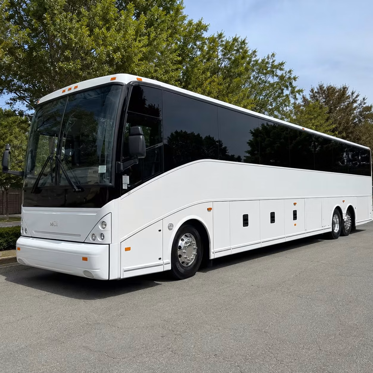 murfreesboro manufacturers and distribution centers count on employee shuttle services