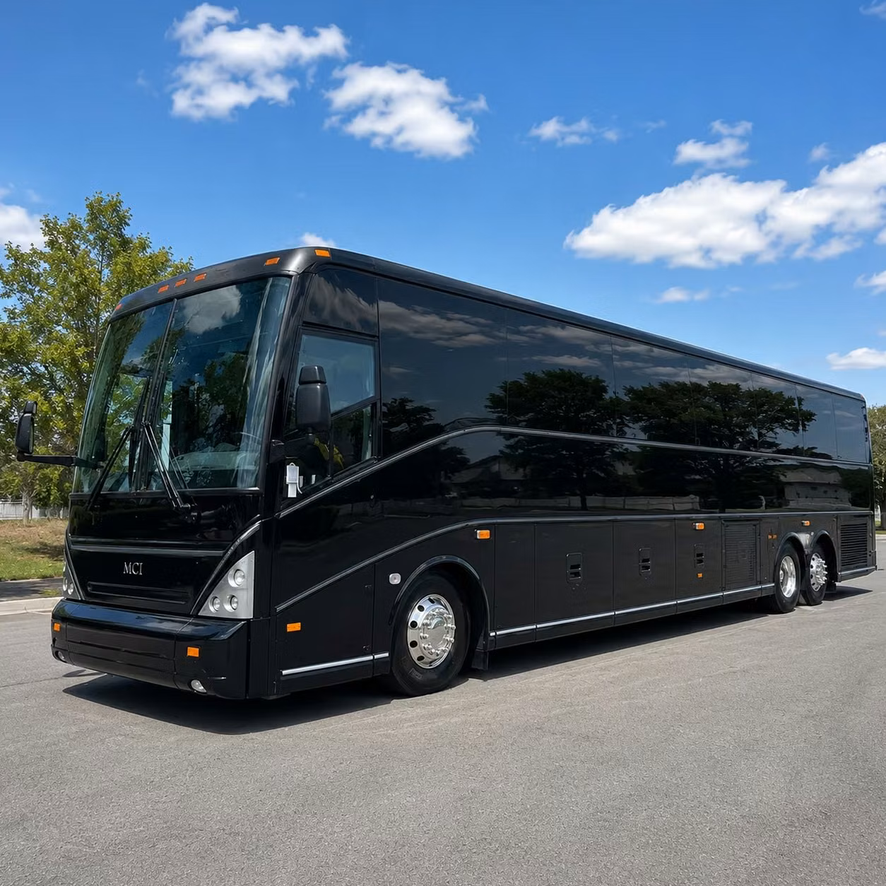 tailgate and fan group charter buses for any sporting event in murfreesboro